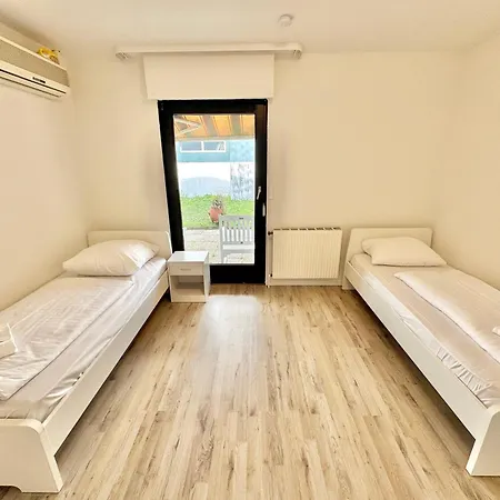 Villa Heusenstamm Villa *